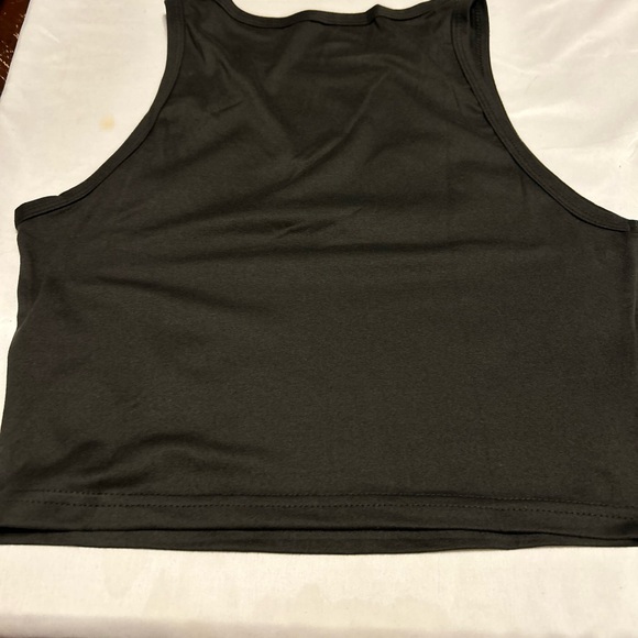 Trio Of Skulls Black Graphic Sleeveless Crop Top Grunge Punk Emo Goth Size M - Picture 9 of 12
